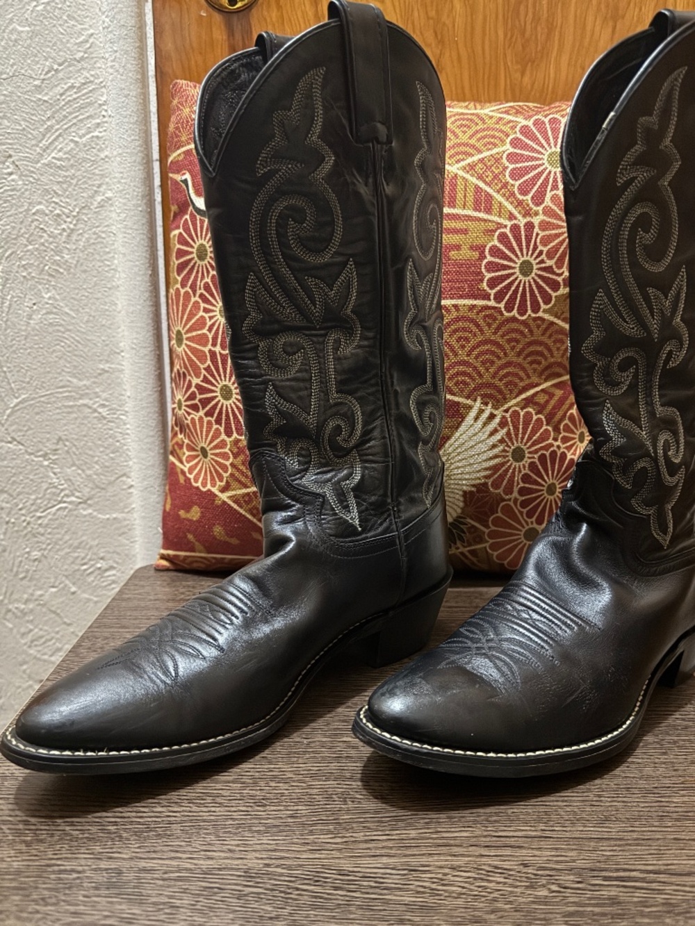 Justin 1409 Western Cowboy Boots 8.5D (Black London Calf Foot, Medium Round Toe)